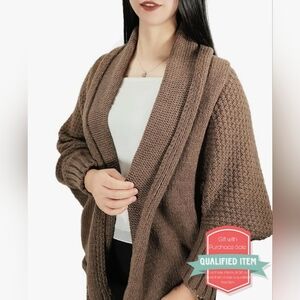 EUC Davi & Dani Acrylic Open Front Cardigan